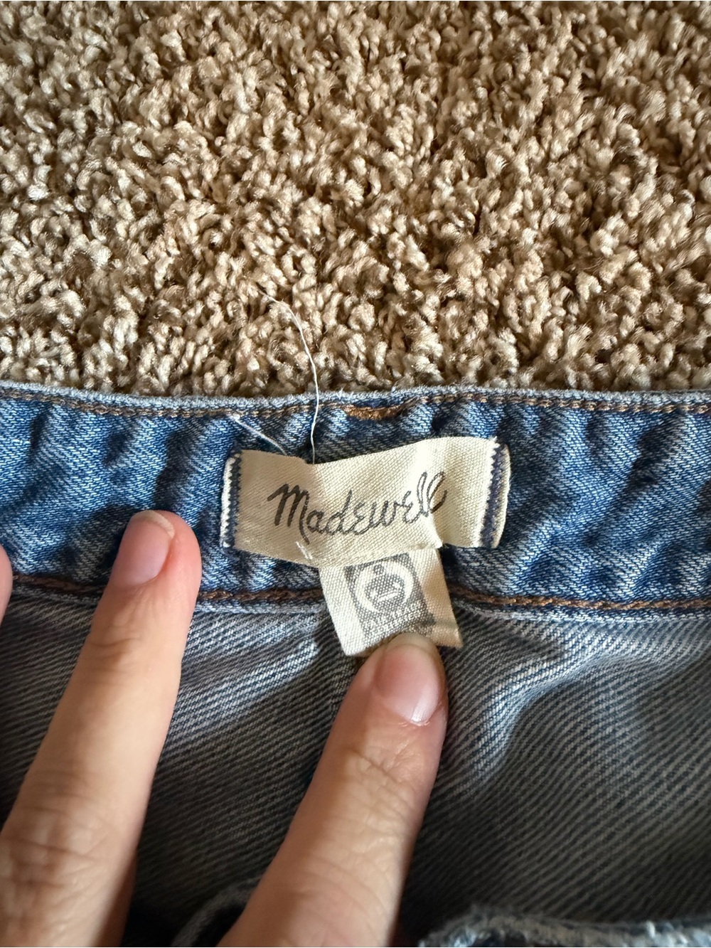 Madewell darted barrel Jean - Picture 3 of 5